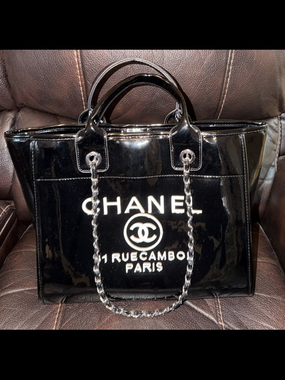 Black patent shiny large chain strap tote purse NEW make an offer